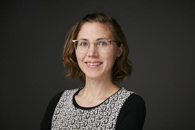 Amy Warner Headshot